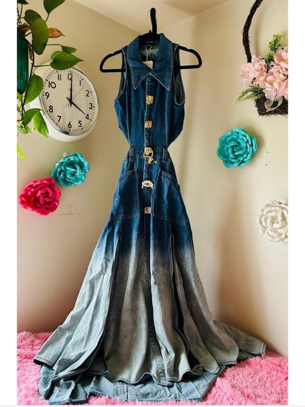 Sleeveless Denim Maxi Dress with Gradient Hem - Blue